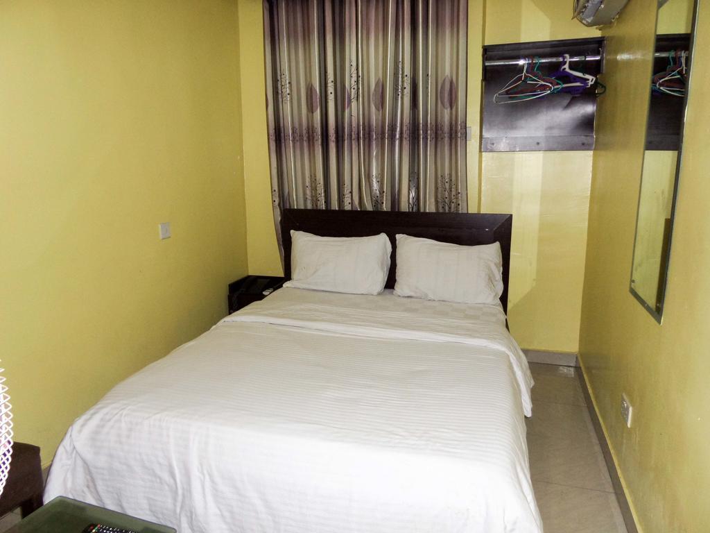 Ghatview Hotel Lagos Buitenkant foto