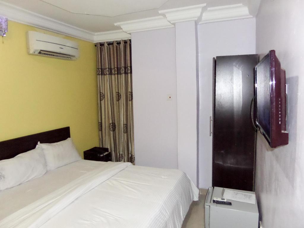 Ghatview Hotel Lagos Buitenkant foto